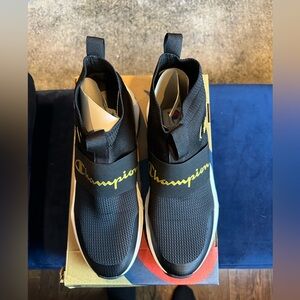 Flashy, champion ankle, tennis shoes